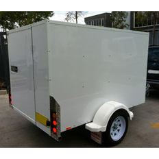 TRAILER - ENCLOSED   MEDIUM